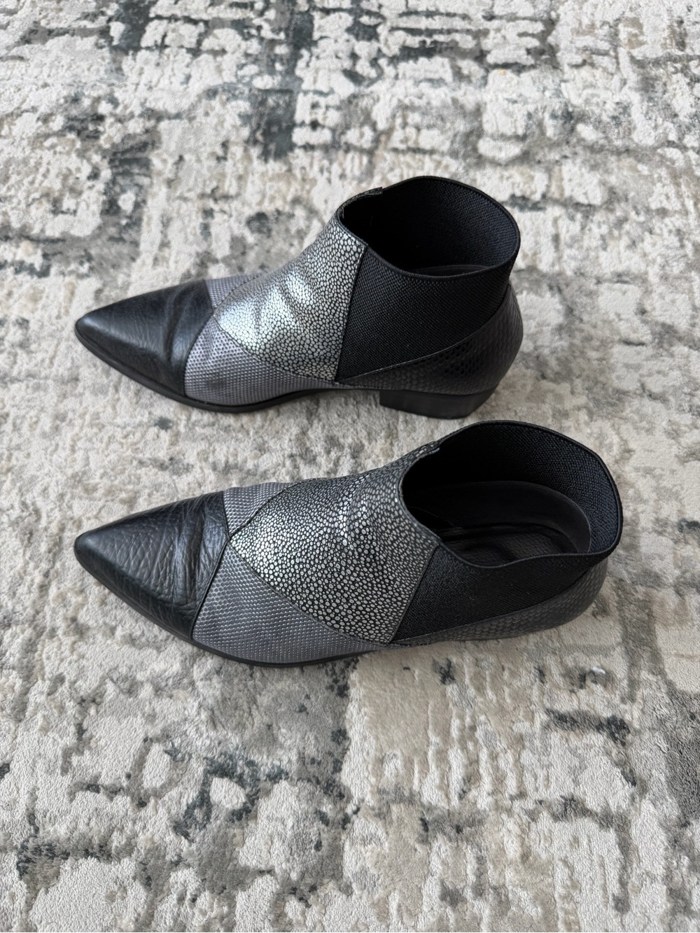 United Nude Black and Silver Pointed Toe Ankle Booties - Picture 2 of 4